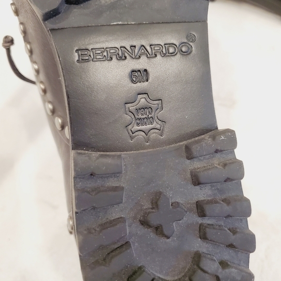 NEW Bernardo OWEN Gray Glove Leather Silver Studs Lug Oxford Shoes - Picture 5 of 5